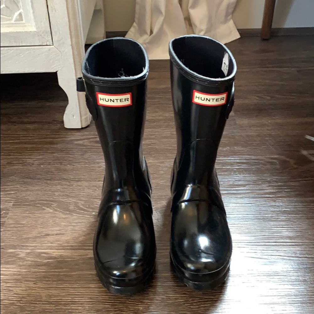 Short Hunter Black Rain Boots Size 5!